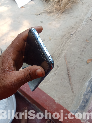 Oppo F15